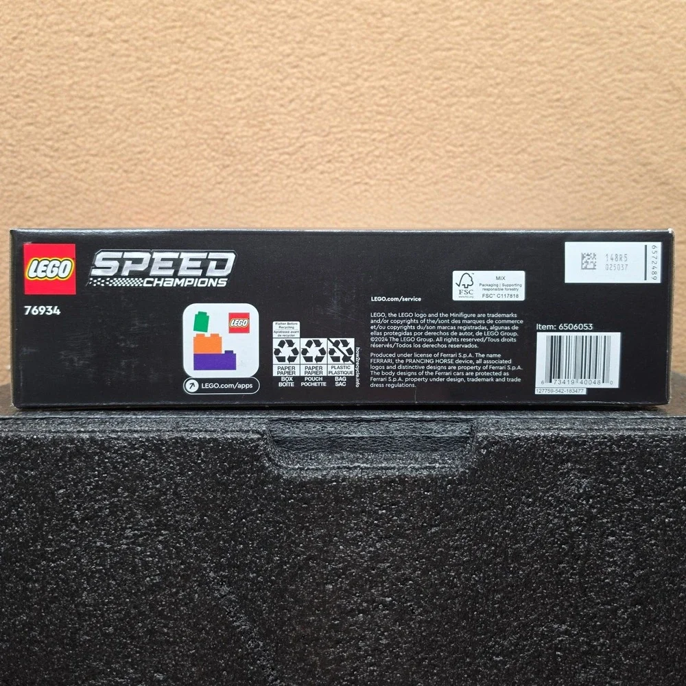 LEGO Speed Champions Ferrari F40 Supercar Building Set 76934 Red 318 Pcs New